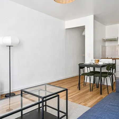 Lumineux T3 Refait A Neuf Dans Le Vieux Centre Apartmán Toulon
