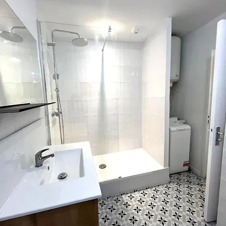 Apartmán Lumineux T3 Refait A Neuf Dans Le Vieux Centre Toulon